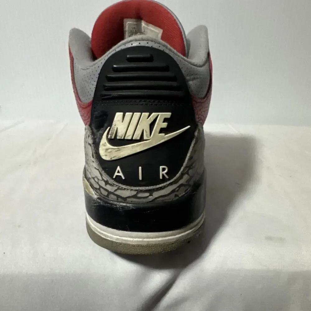 Size 11.5 - Jordan 3 Retro SE Mid Unite “Red Cement” Ck 5692–600